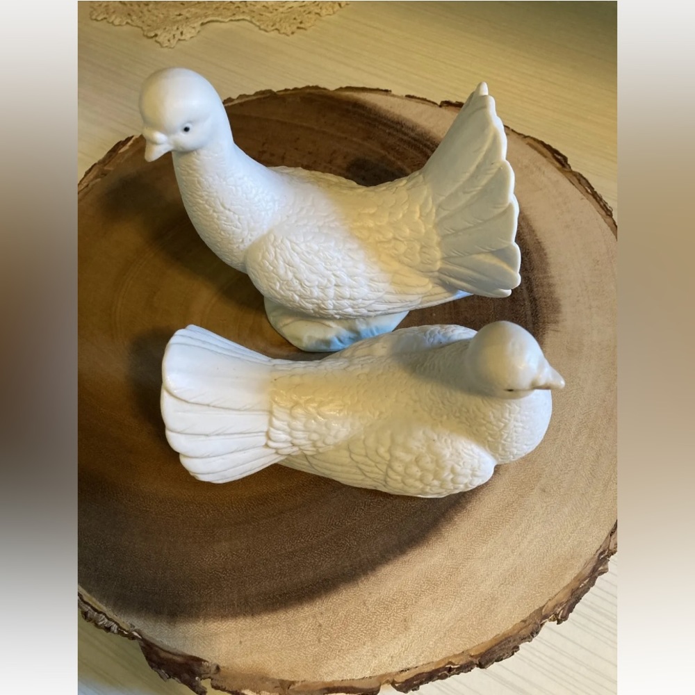 Vintage Porcelain Figurine Pair HOMCO "White Doves” #14288